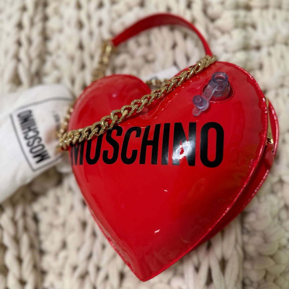 HP ❤️💋❤️SOLD MOSCHINO heart NWT bag crossbody made Italy bought in Paris - Picture 8 of 11